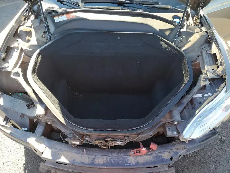 2015 TESLA MODEL S 85D  