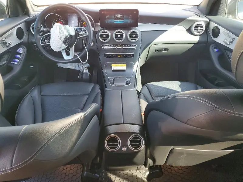 2022 MERCEDES-BENZ GLC 300  