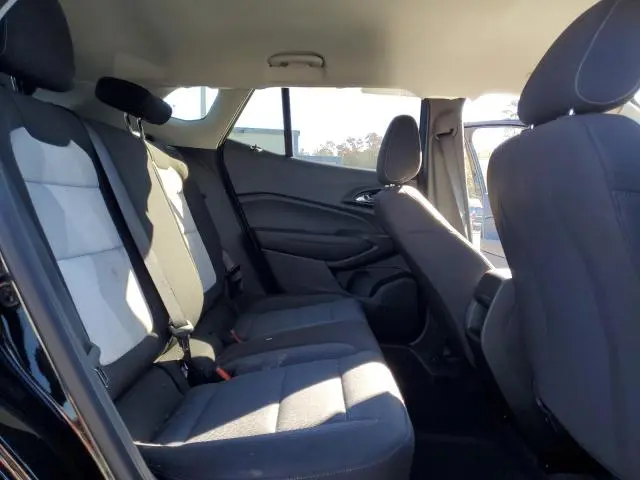 2025 CHEVROLET TRAX LS  