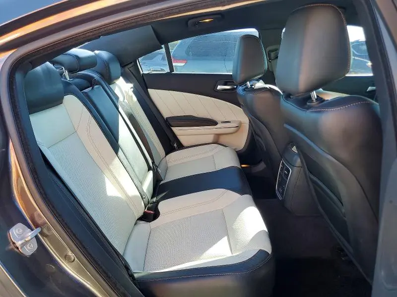 2016 DODGE CHARGER SXT  