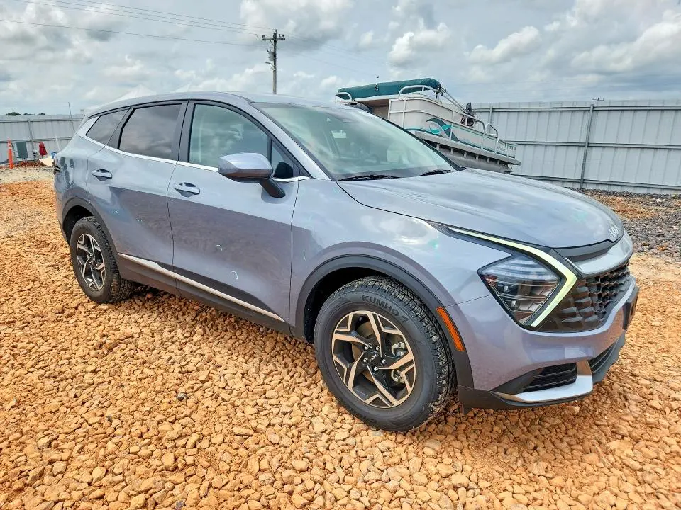 2025 KIA SPORTAGE LX  