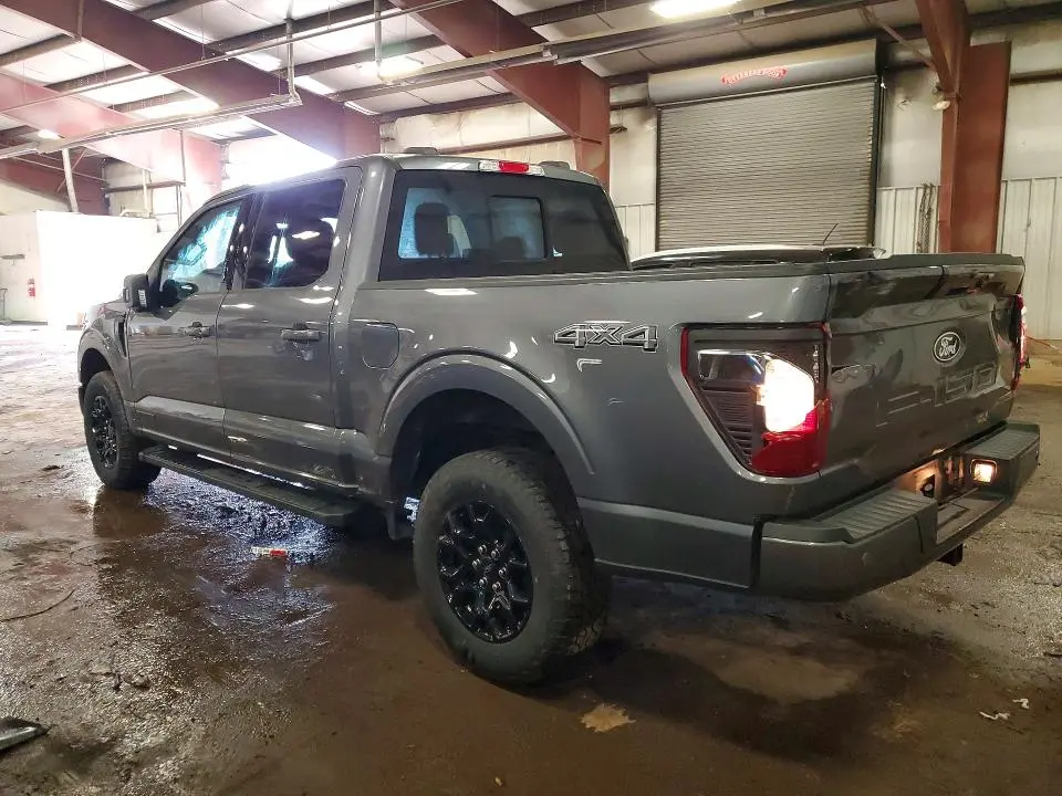 2024 FORD F150 XLT  