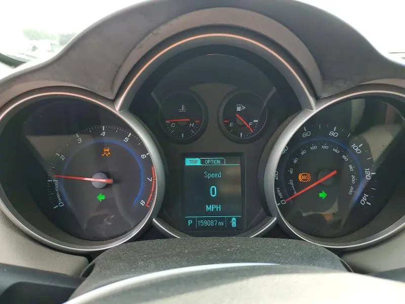2013 CHEVROLET CRUZE LS  