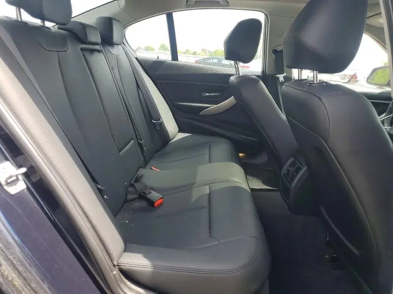 2016 BMW 320 I  