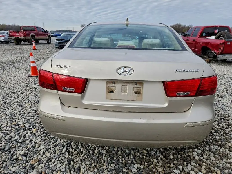 2010 HYUNDAI SONATA GLS  