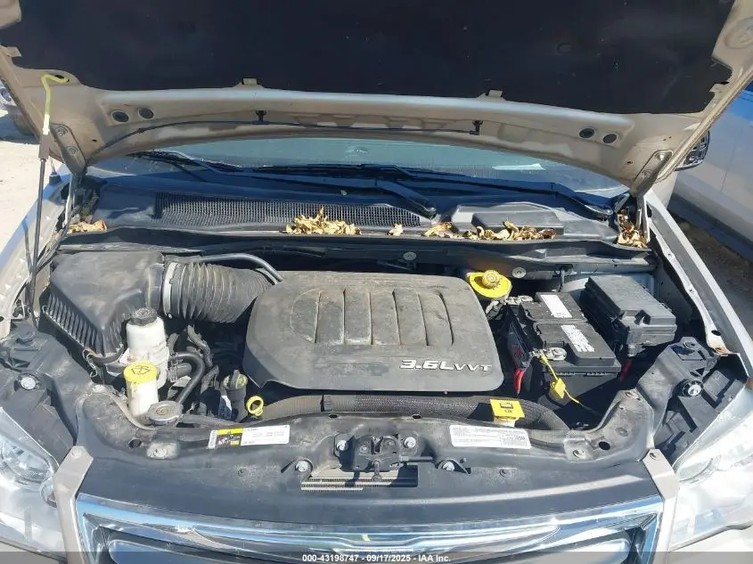 2016 CHRYSLER TOWN & COUNTRY TOURING