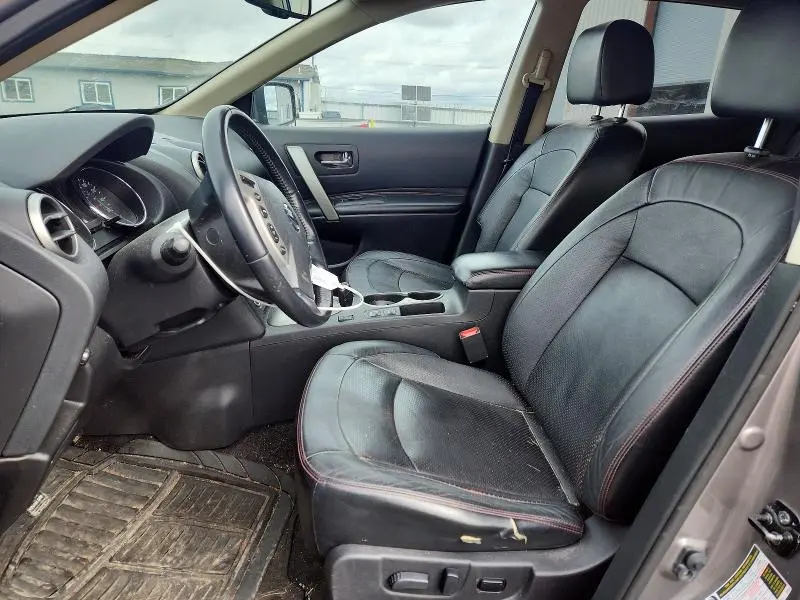 2012 NISSAN ROGUE S  
