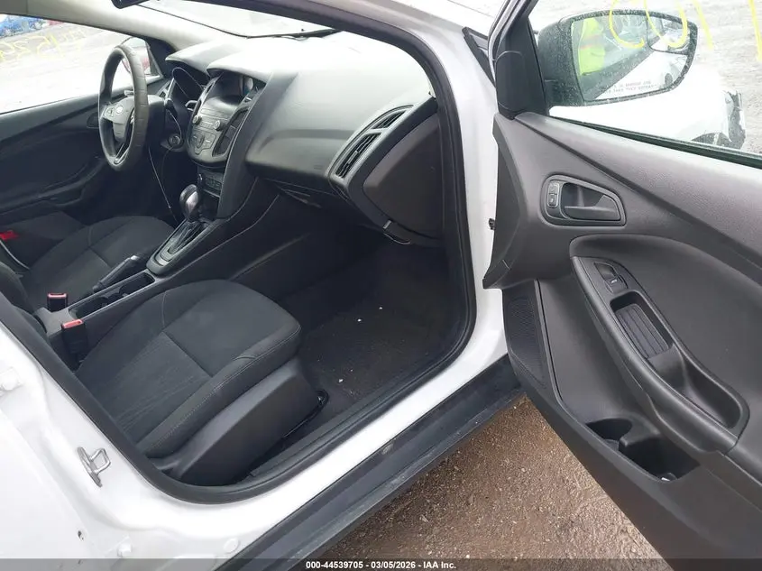 2018 FORD FOCUS S