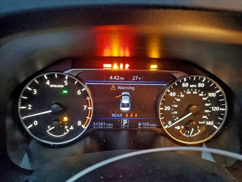 2023 NISSAN ALTIMA SV  