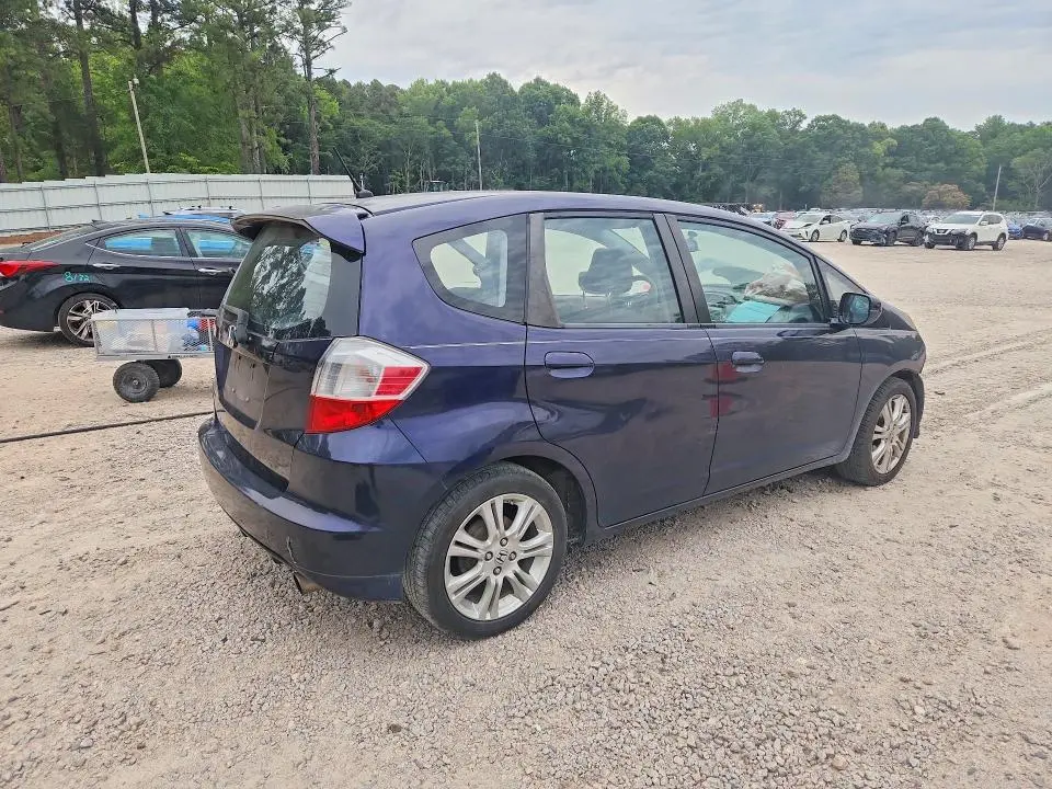 2010 HONDA FIT SPORT  