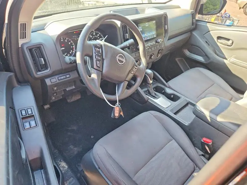 2025 NISSAN FRONTIER S  