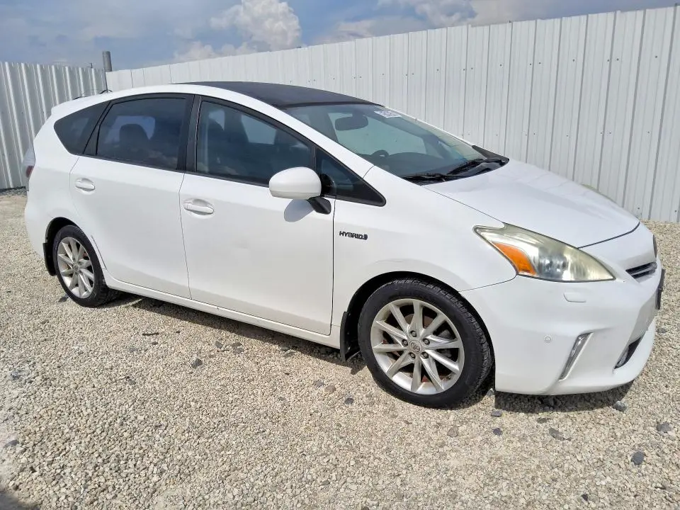 2012 TOYOTA PRIUS V FIVE  