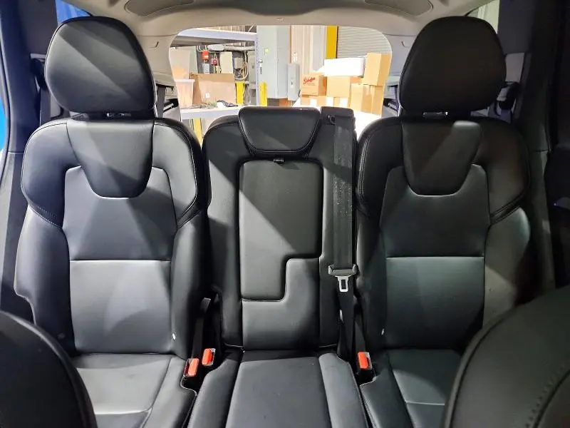2018 VOLVO XC90 T5  