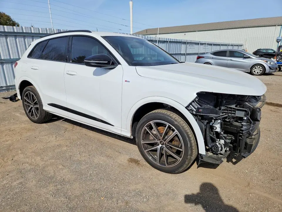 2025 AUDI Q5   