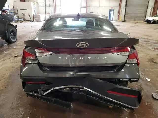 2024 HYUNDAI ELANTRA SE  