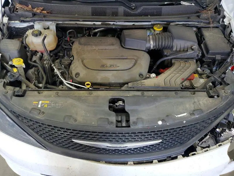 2024 CHRYSLER VOYAGER LX  