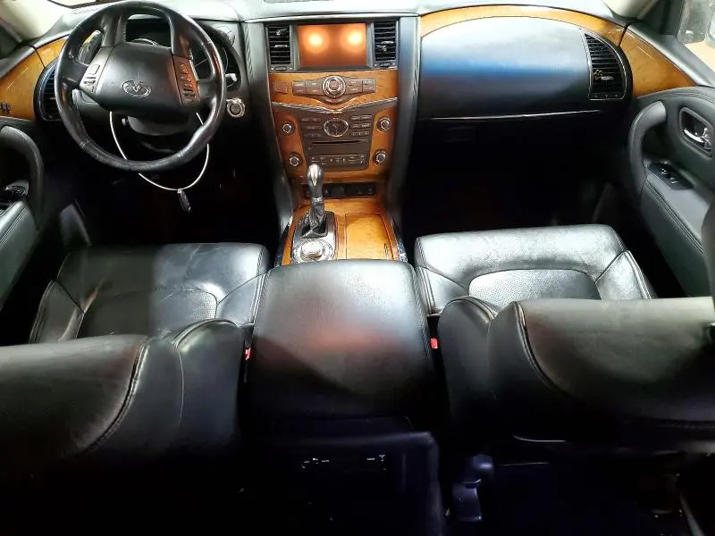 2011 INFINITI QX56 BASE  