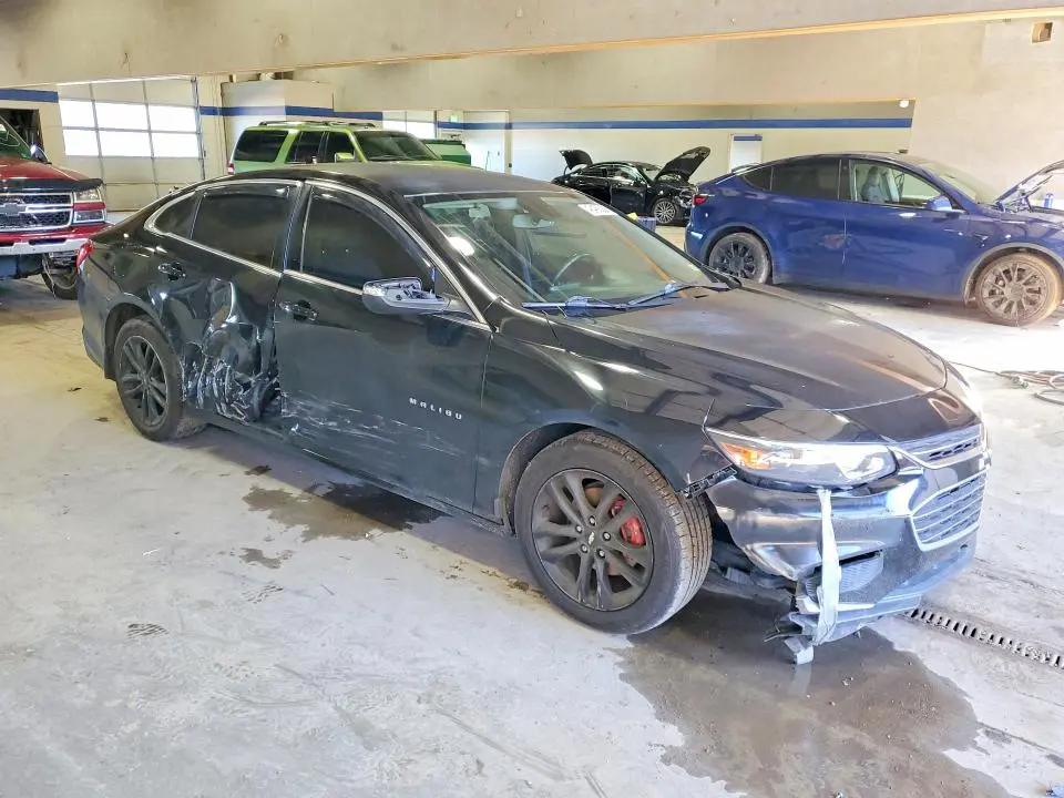 2017 CHEVROLET MALIBU LT  