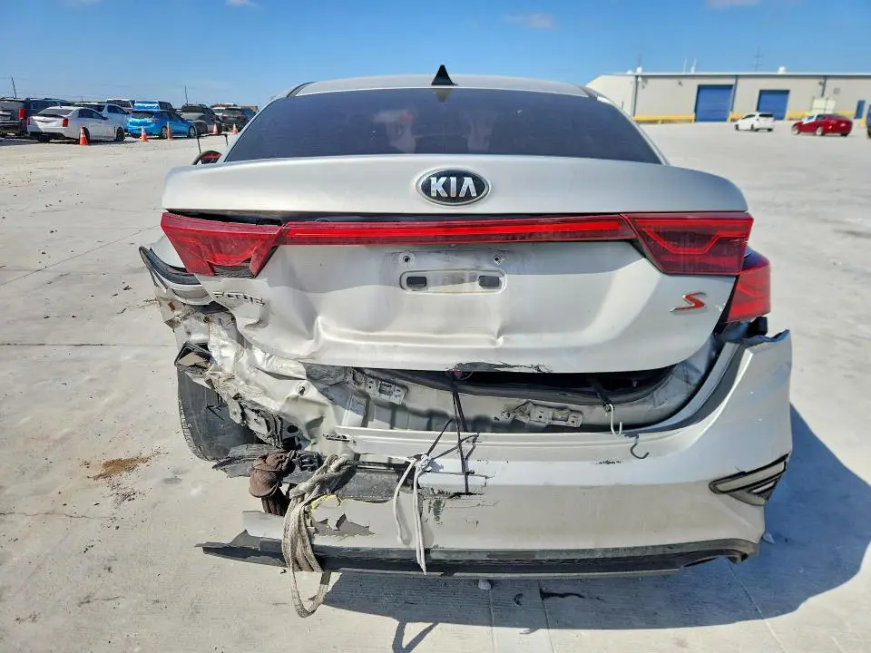 2019 KIA FORTE S  