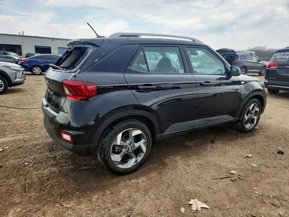 2024 HYUNDAI VENUE SEL  