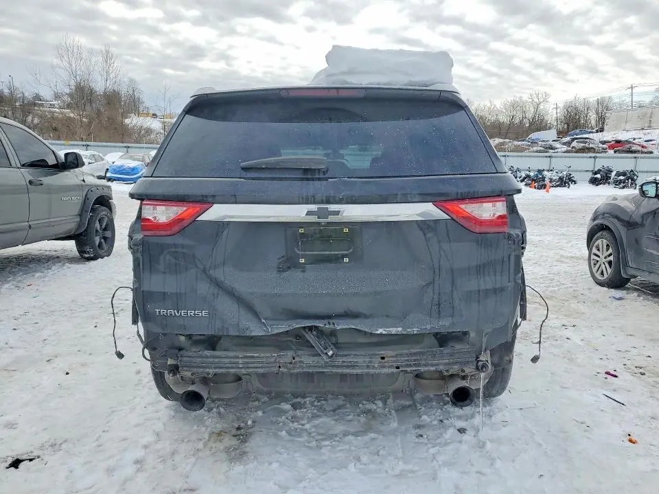 2019 CHEVROLET TRAVERSE LS  
