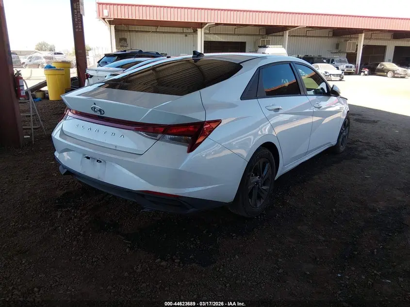 2021 HYUNDAI ELANTRA SEL