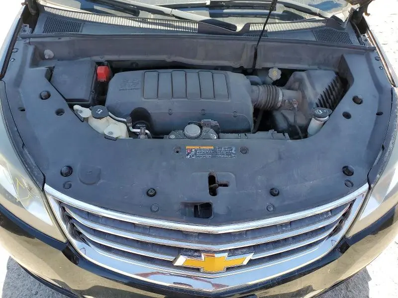 2014 CHEVROLET TRAVERSE LT  