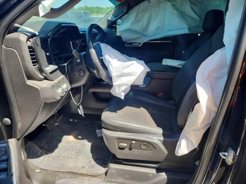 2023 GMC SIERRA K1500 SLT  