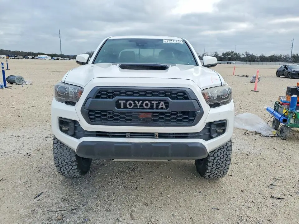 2018 TOYOTA TACOMA DOUBLE CAB  