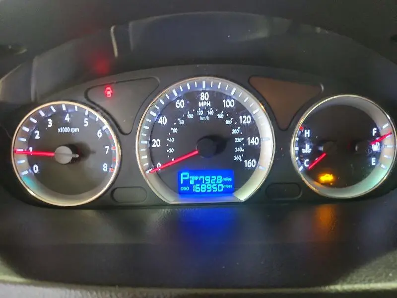 2010 HYUNDAI SONATA GLS  