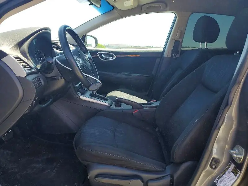 2019 NISSAN SENTRA SV  