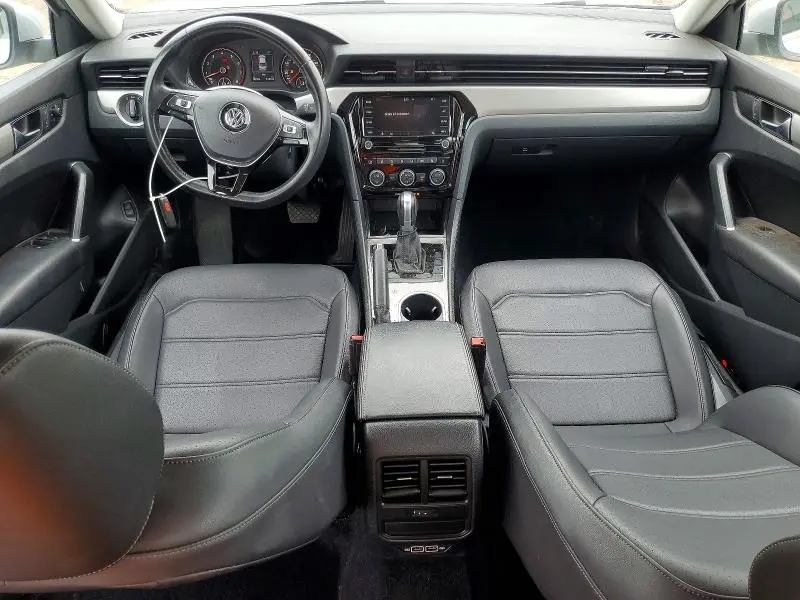 2020 VOLKSWAGEN PASSAT SE  