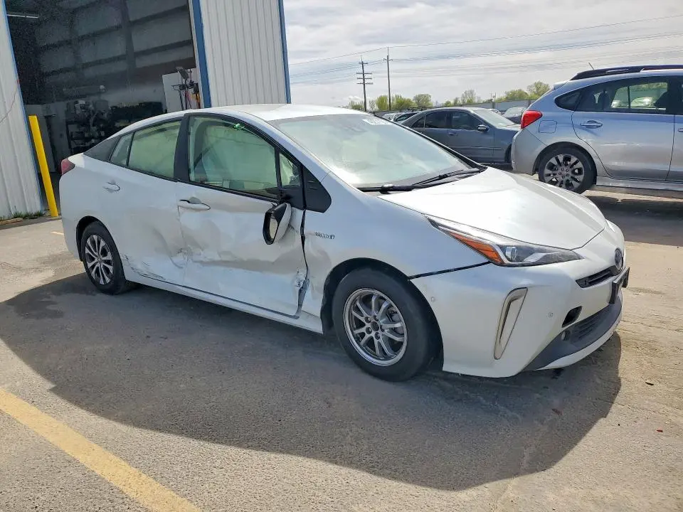 2022 TOYOTA PRIUS LE AWD-E  