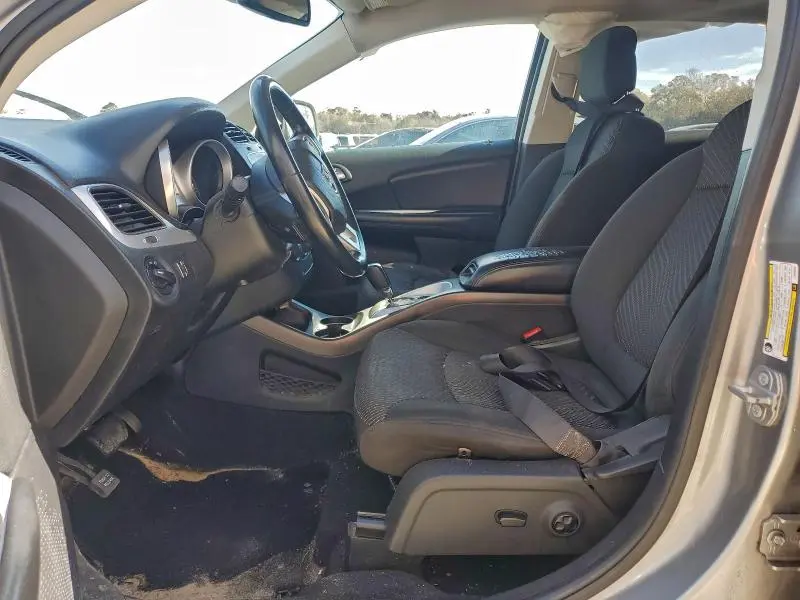 2020 DODGE JOURNEY SE  