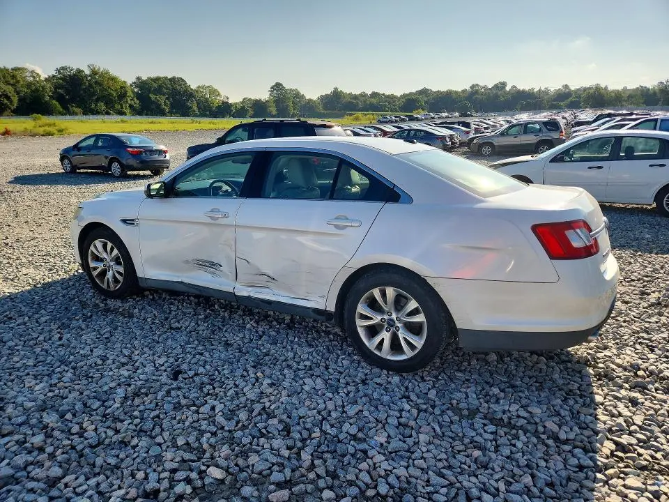 2010 FORD TAURUS SEL  