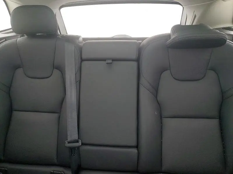 2025 VOLVO XC60 PLUS  