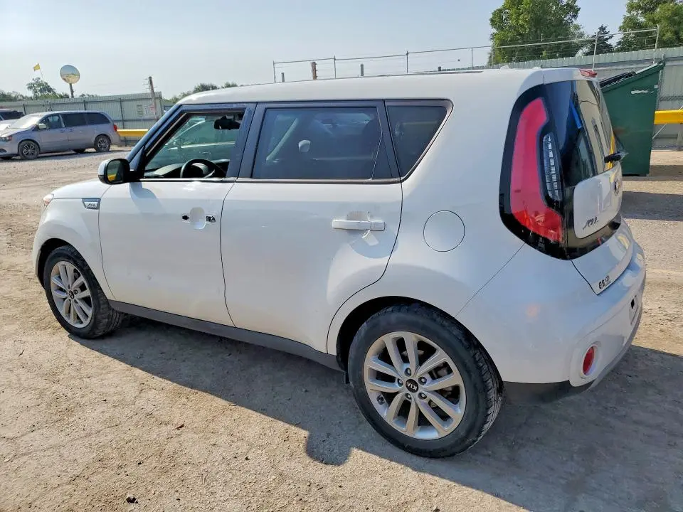 2019 KIA SOUL +  