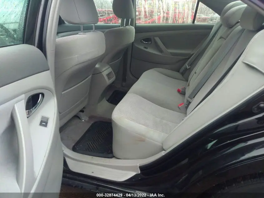 2011 TOYOTA CAMRY 