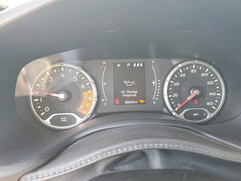 2019 JEEP RENEGADE LATITUDE  
