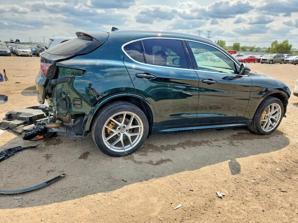 2021 ALFA ROMEO STELVIO TI  