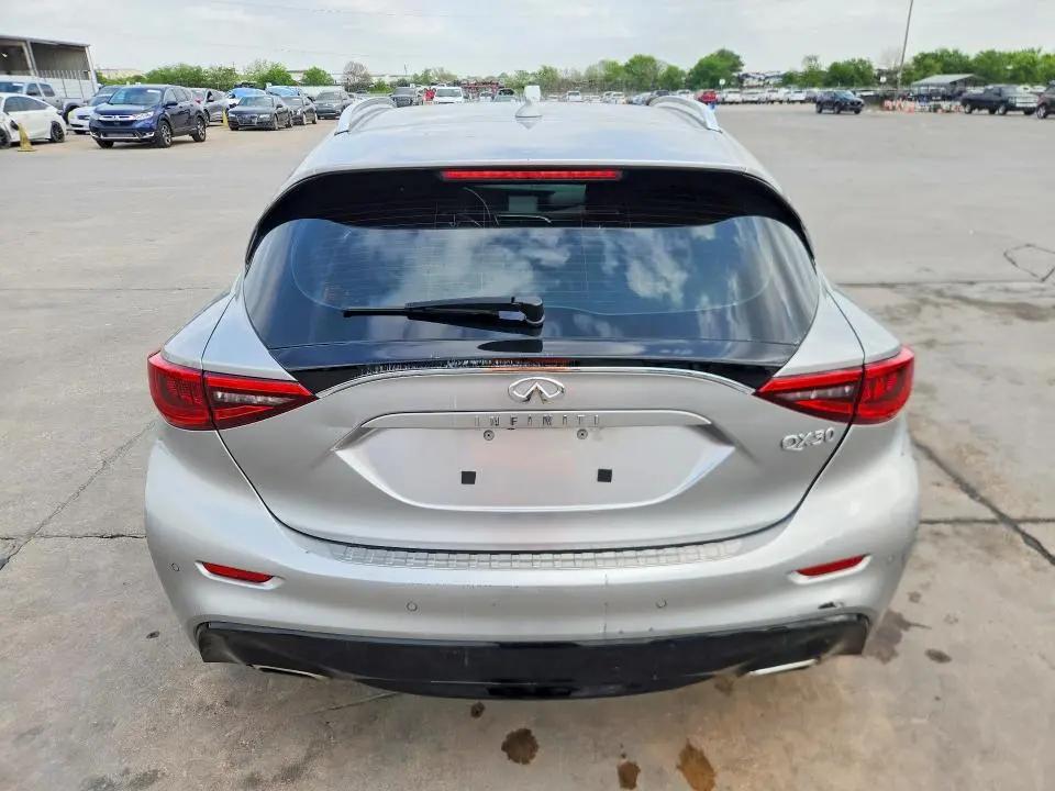 2018 INFINITI QX30 PREMIUM  
