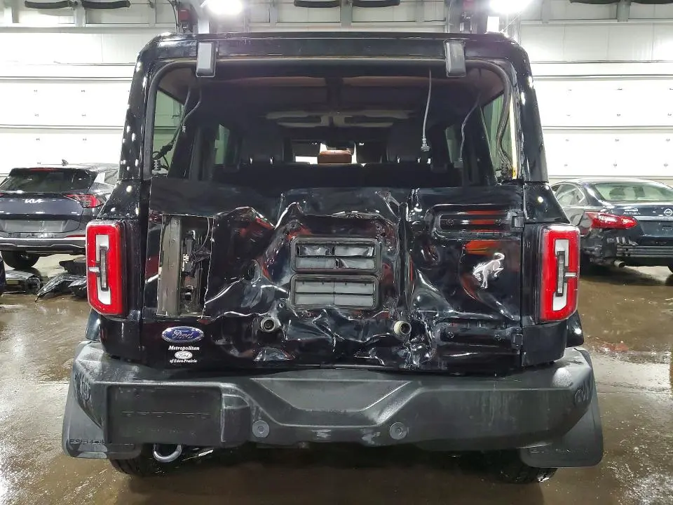 2024 FORD BRONCO OUTER BANKS  