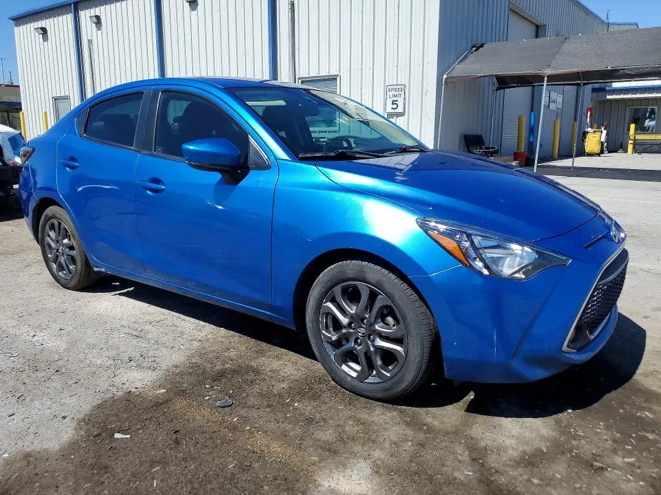 2019 TOYOTA YARIS LE  