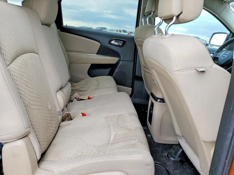 2011 DODGE JOURNEY   