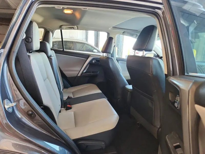 2017 TOYOTA RAV4 PLATINUM  