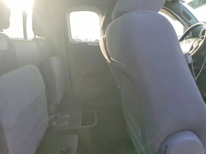 2014 TOYOTA TACOMA BASE  