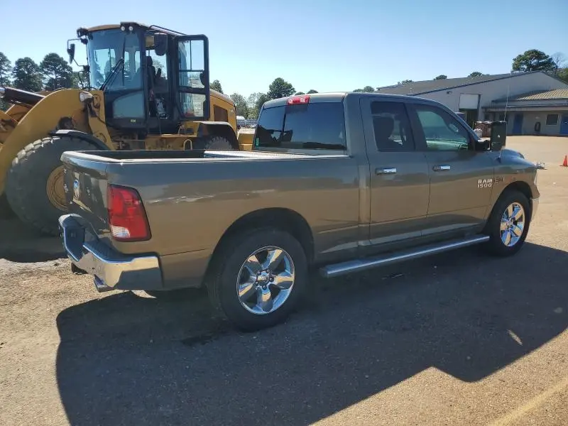 2015 RAM 1500 SLT