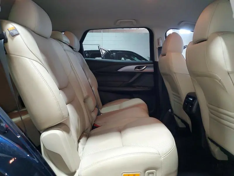 2022 MAZDA CX-9 TOURING  