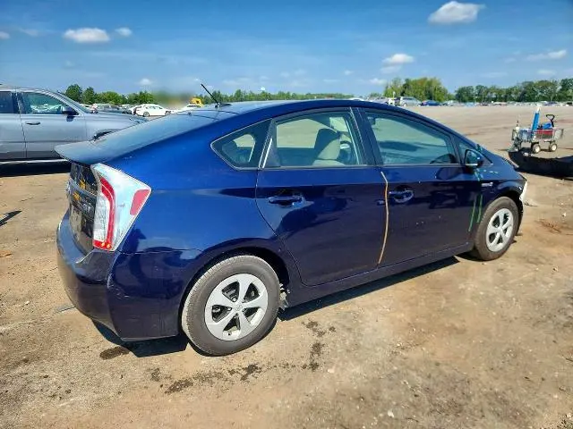2015 TOYOTA PRIUS THREE  