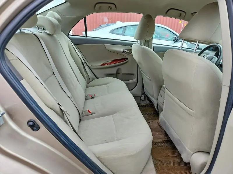 2010 TOYOTA COROLLA LE  